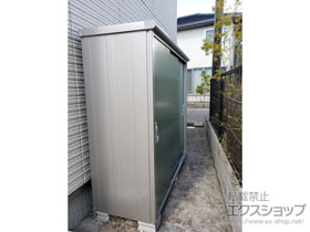 の物置・屋外倉庫 エスモ 一般型 2100×750×1959 ESE-2107A-EG 施工例