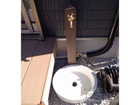 の立水栓・ガーデンシンク 立水栓ユニット モ・エットL  ラウンドパンセット 施工例