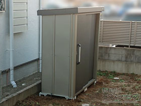 の物置・屋外倉庫 エスケーエイト SK8-50 一般型 1800×800×1940 SK8-50-GK 施工例