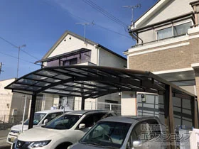 YKKAPのカーポート レイナポートグラン　積雪～20cm対応 施工例