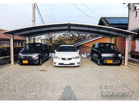 YKKAPのカーポート レイナトリプルポートグラン　積雪～20cm対応 施工例