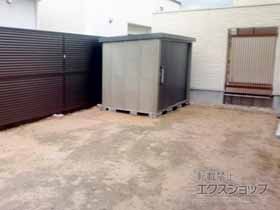 の物置・屋外倉庫 エスケーエイト SK8-130 一般型 2600×1600×1940 SK8-130-GK 施工例