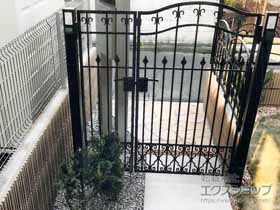 の門扉 ブルーム門扉 8型 両開き親子 柱仕様 施工例