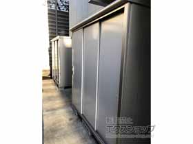 の物置・屋外倉庫 エスモ 一般型 1950×900×1959（ESE-1909A） ESE-1909A-CB 施工例