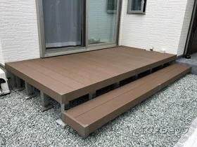 YKKAPのウッドデッキ リウッドデッキ200 施工例