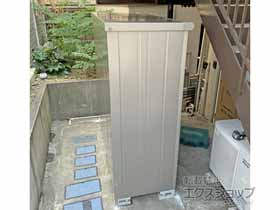 の物置・屋外倉庫 エスモ 一般型 2100×750×1959（ESE-2107A） ESE-2107A-PW 施工例