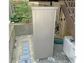 ヨドコウの物置・収納・屋外倉庫 エスモ 一般型 2100×750×1959（ESE-2107A） ESE-2107A-PW 施工例