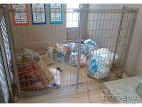 のフェンス・柵 メッシュフェンス M0 間仕切柱 施工例