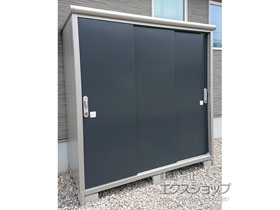 の物置・屋外倉庫 エスモ 一般型 1950×900×1959（ESE-1909A） ESE-1909A-SM 施工例