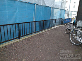 のフェンス・柵 ミエッタフェンス 防犯たて格子タイプ　自由柱施工 施工例