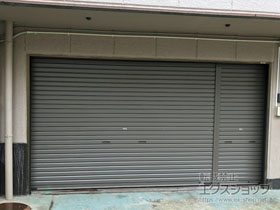 のガレージシャッター プラテアII スチールタイプ 手動式 *2連装仕様 施工例