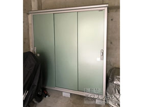 の物置・屋外倉庫 エスモ 一般型 1797×750×1959 ESE-1807A-EG 施工例