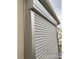 の窓シャッター 【特注】リフォームシャッター 手動式 標準タイプ 施工例