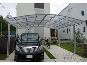 YKKAPのカーポート レイナツインポートグラン　積雪～20cm対応 施工例