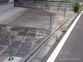 のカーゲート スペースガード(車止め) S48型 埋込式 キー付き 施工例