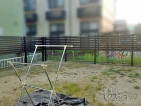 のフェンス・柵 モクアルフェンス 横板タイプ 2段支柱 自立建て用(パネル1段) 施工例