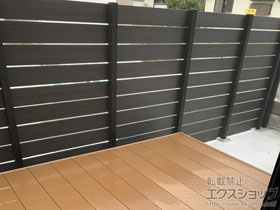 のフェンス・柵 プラドフェンス ジョイントあり仕様 板10段 隙間10mm 施工例