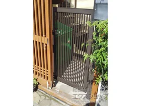 LIXIL リクシル(TOEX)の門扉 開き門扉AB TR2型 親子開き 施工例