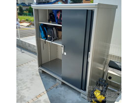 の物置・屋外倉庫 エスモ 一般型 1950×900×1959（ESE-1909A） ESE-1909A-SM 施工例