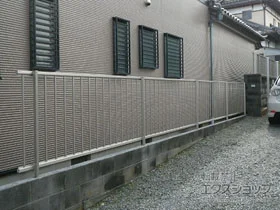 Value Select�̃t�F���X�E��E�� �~�G�b�^�t�F���X �h�Ƃ��Ċi�q�^�C�v�@���R���{�H �{�H��