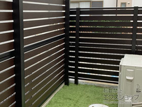 のフェンス・柵 モクアルフェンス 横板タイプ 2段支柱 自立建て用 施工例