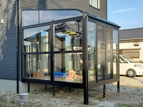 のテラス囲い・サンルーム サニージュ R型 床納まり ランマ無 積雪〜20cm対応 施工例