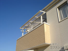 のバルコニー・ベランダ屋根 ソラリア F型 屋根タイプ 単体 積雪〜20cm対応 施工例