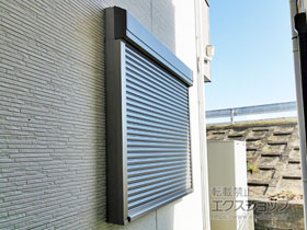 の窓シャッター リフォームシャッター 手動式 標準タイプ 施工例