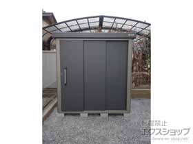 の物置・屋外倉庫 エスケーエイト SK8-70 一般型 1800×1200×1940 SK8-70-GK 施工例