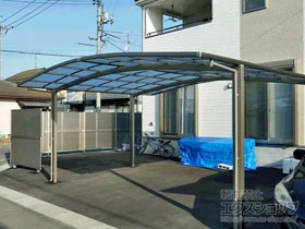 LIXIL(リクシル)のカーポート ネスカR (ラウンドスタイル) ワイド 積雪～20cm対応 施工例