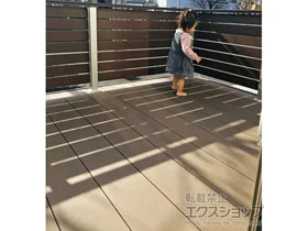 YKKAPのウッドデッキ リウッドデッキ 200 施工例