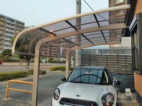 LIXIL リクシル(トステム)のカーポート テールポートシグマIII 積雪～20cm対応 施工例