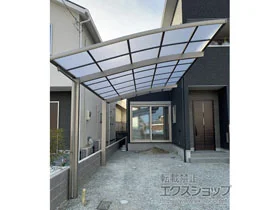 LIXIL(リクシル)のカーポート ネスカR (ラウンドスタイル) 積雪～20cm対応 施工例