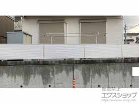 のフェンス・柵 ミエーネフェンス 目隠しルーバータイプ　自由柱施工 施工例