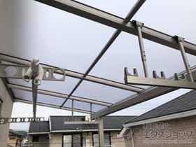 のバルコニー・ベランダ屋根 プレシオステラスII F型 屋根タイプ 単体 積雪〜20cm対応＋吊り下げ式物干し 標準2本入り×1セット 施工例
