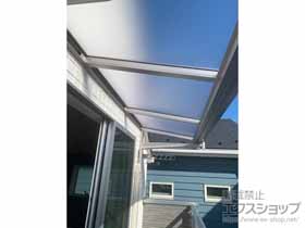 のバルコニー・ベランダ屋根 ソラリア F型 ルーフタイプ 単体積雪〜20cm対応 施工例