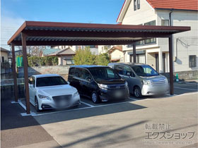 のカーポート レオンポートneo 3台用 積雪〜50cm対応 木調マテリアルカラー　角柱4本柱 施工例