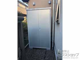 の物置・屋外倉庫 タイヤストッカー 1100×905×1903 BJX-119ET-PS 施工例