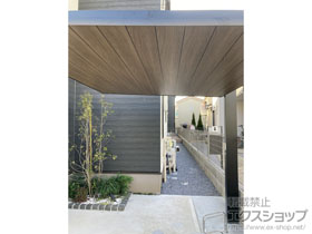 のサイクルポート・駐輪場 カーポートSCミニ 木調色 積雪〜20cm対応+サイクルラックS4型 施工例
