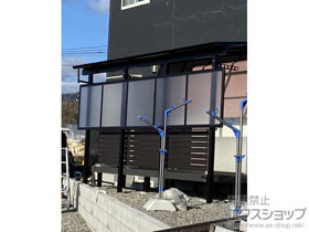 のテラス屋根 ソラリア F型 テラスタイプ 単体 積雪〜20cm対応+前面パネル 施工例