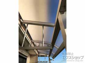 のバルコニー・ベランダ屋根 プレシオステラスII R型 屋根タイプ 単体 積雪〜20cm対応＋吊り下げ式固定物干し 施工例