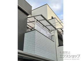のバルコニー・ベランダ屋根 ソラリア F型 屋根タイプ 単体 積雪〜20cm対応+前面パネル 施工例