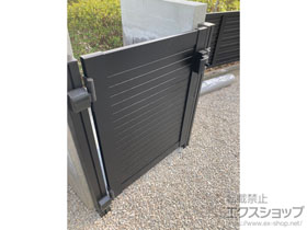 の門扉 シンプレオ門扉5型 横目隠し 片開き 門柱使用 施工例