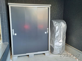 の物置・屋外倉庫 エスモ 一般型 1497×650×1959 ESE-1506A-SM 施工例