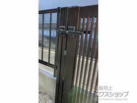 の門扉 シンプレオ門扉2型 縦格子 片開き 門柱使用 施工例