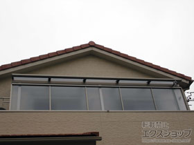 のバルコニー・ベランダ屋根 スピーネ F型 屋根タイプ 単体 積雪〜20cm対応+前面スクリーン *1段 施工例