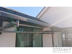 のバルコニー・ベランダ屋根 ソラリア F型 ルーフタイプ 単体積雪〜20cm対応＋吊り下げ式固定物干し　ワイド　長さ：標準 施工例