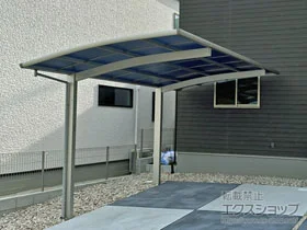 YKKAPのカーポート レイナポートグラン　積雪～20cm対応 施工例