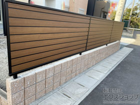 のフェンス・柵 モクアルフェンス 目隠しタイプ 自由柱施工 施工例