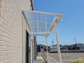 のテラス屋根 ソラリア F型 テラスタイプ 単体 積雪〜20cm対応＋吊り下げ式固定物干し 施工例